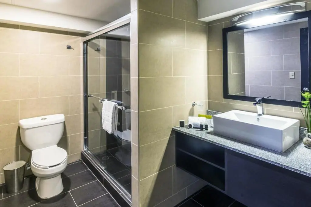 URBAN GREEN HOTEL & SUITES, 