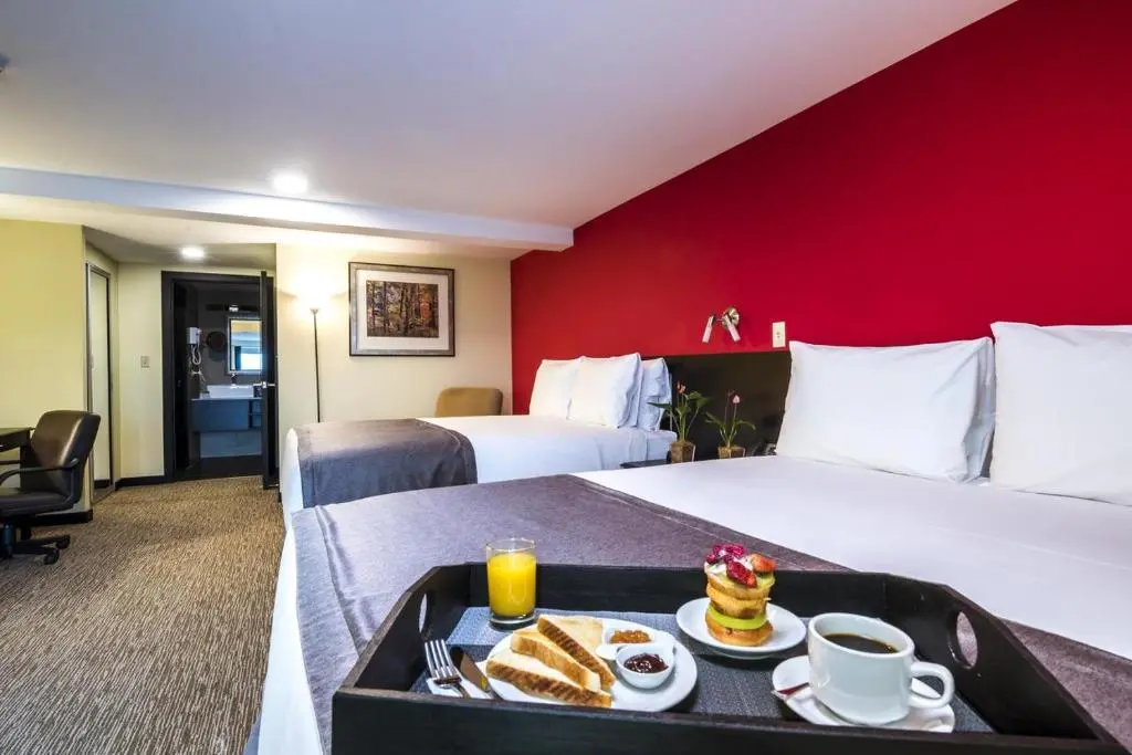 URBAN GREEN HOTEL & SUITES, 