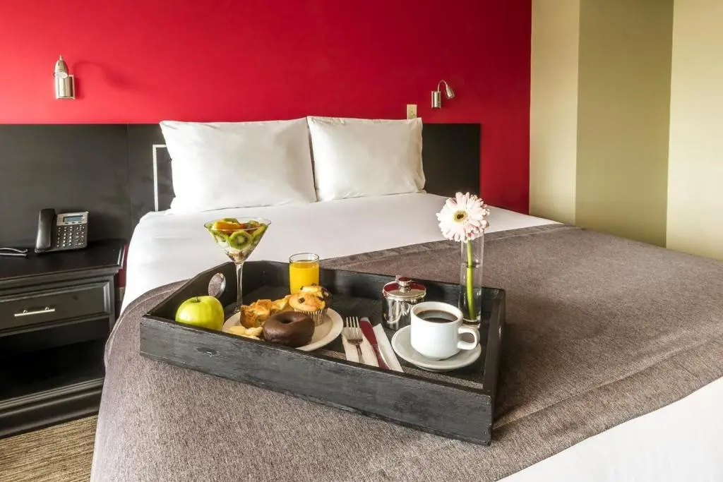 URBAN GREEN HOTEL & SUITES, 