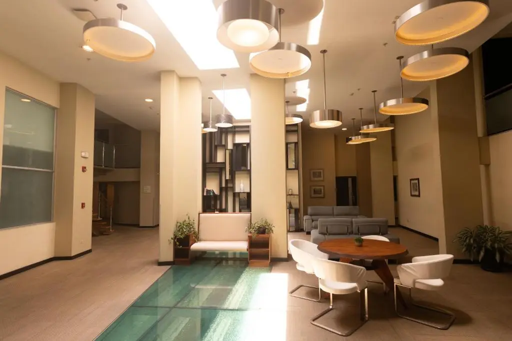 URBAN GREEN HOTEL & SUITES, 