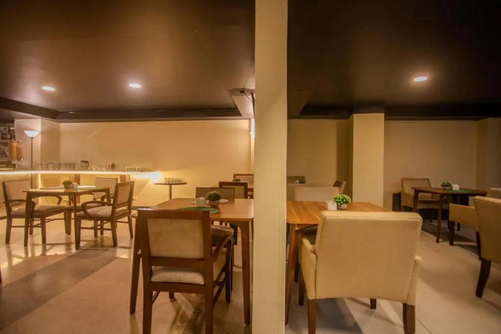 URBAN GREEN HOTEL & SUITES, 