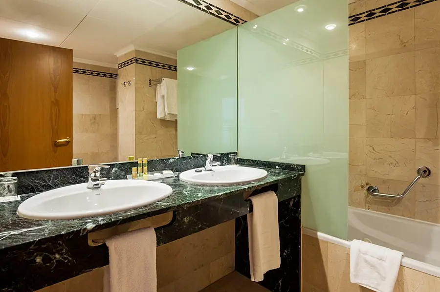 EUROSTARS CRISTAL PALACE, 