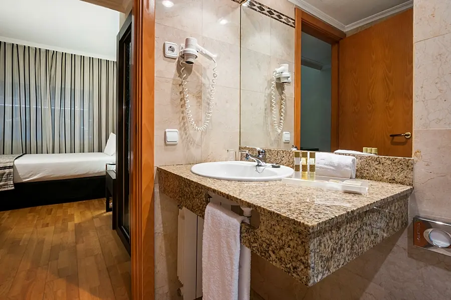EUROSTARS CRISTAL PALACE, 