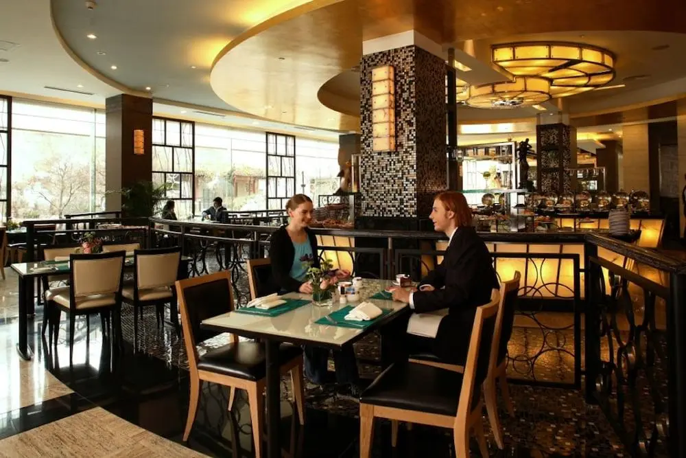 HOTEL NEW OTANI CHANG FU GONG, 