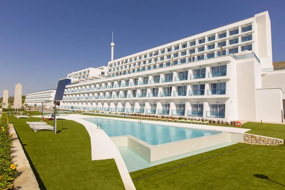 GRAND LUXOR, 