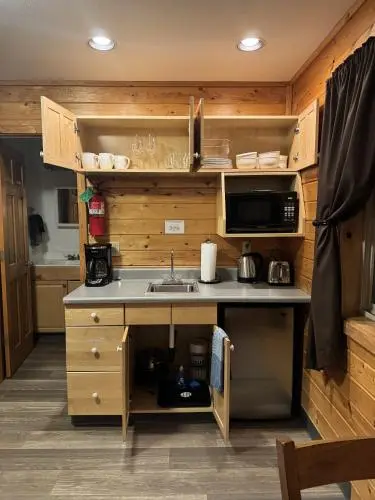 Susitna River Lodging, Suites, 