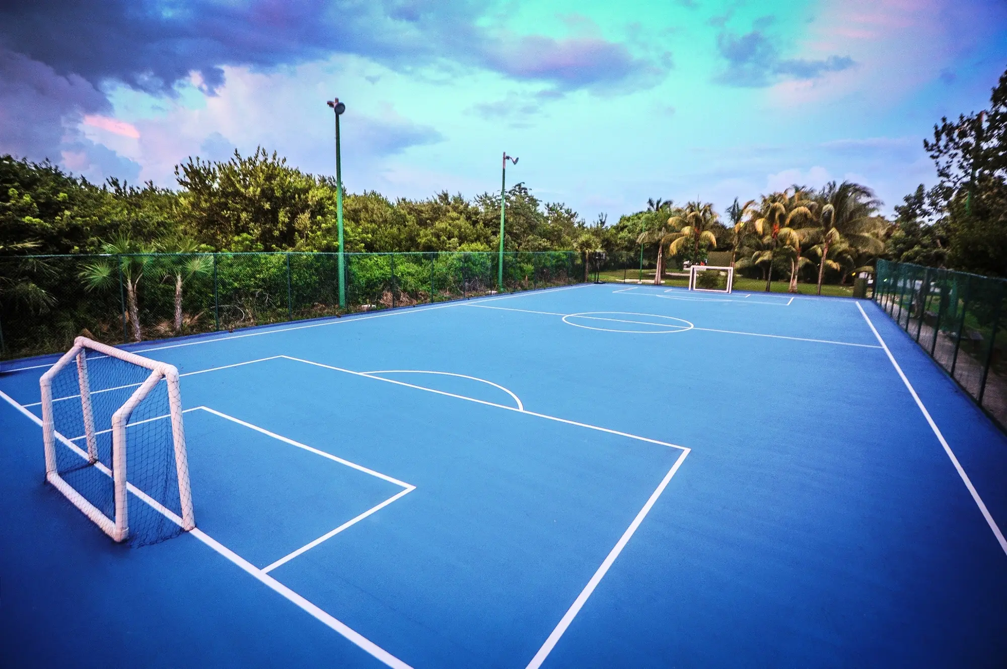 Oasis Tulum Lite, Sports and Entertainment