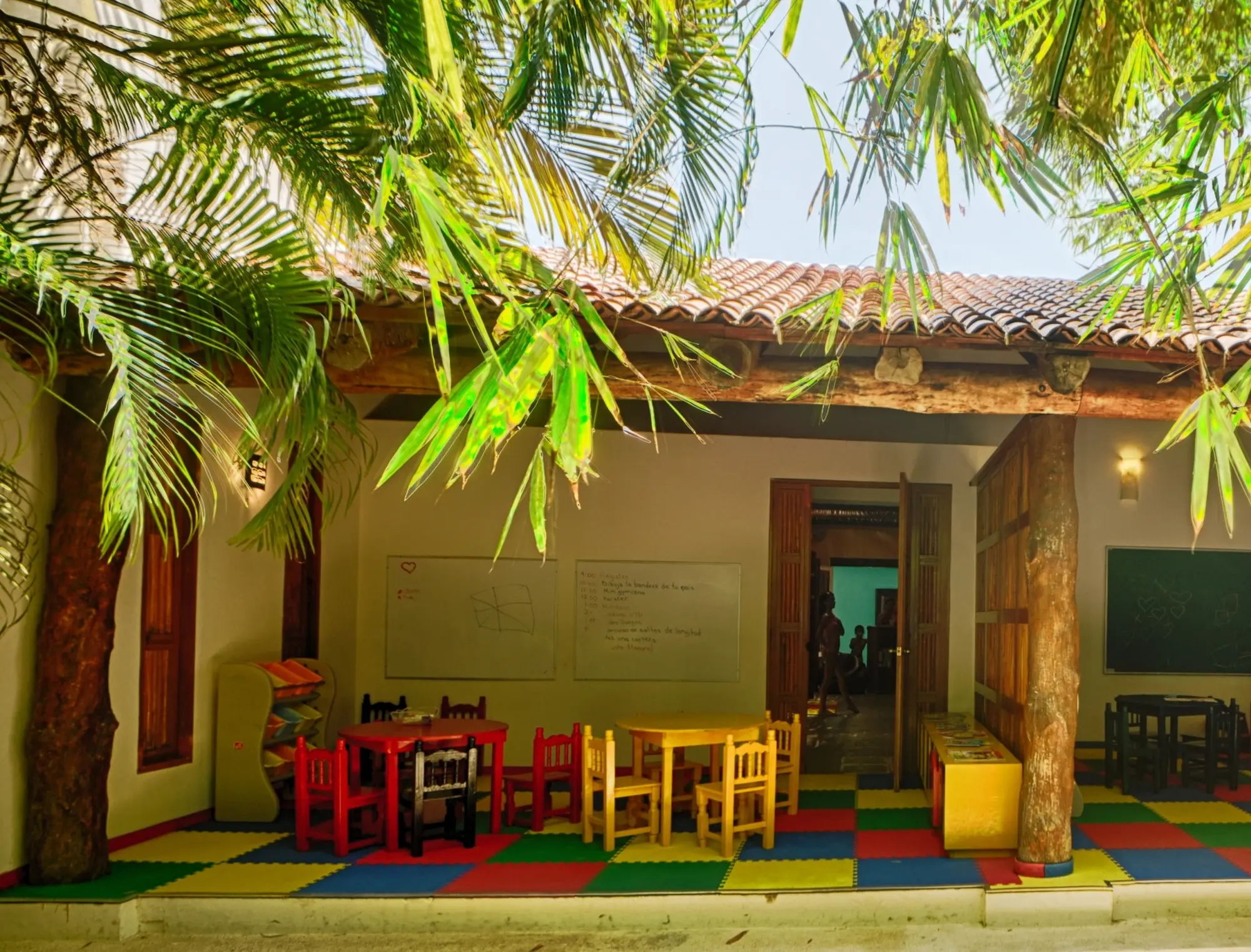 Oasis Tulum Lite, Sports and Entertainment