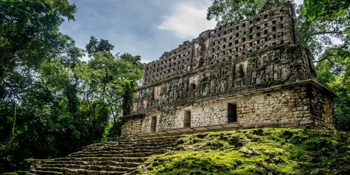 DÍA 5.- YAXCHILAN – BONAMPAK – LACANJA