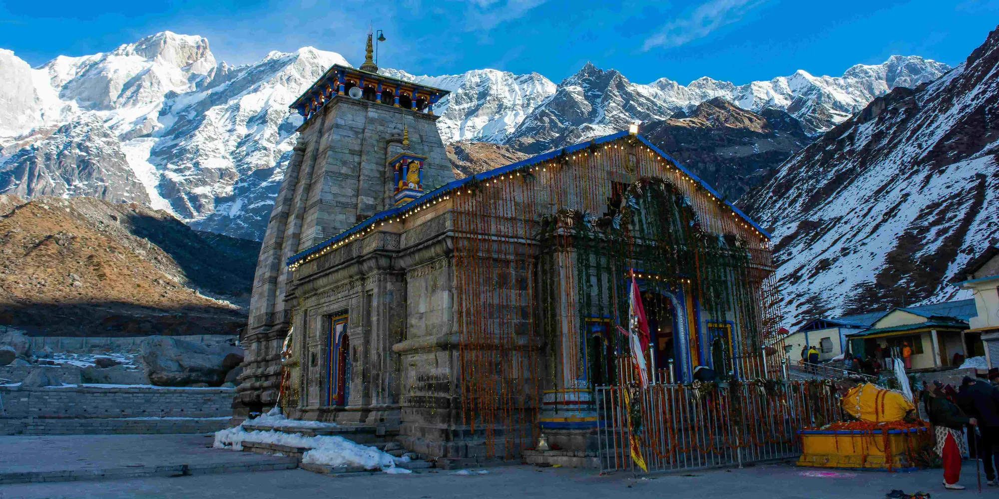 Day 07: Guptkashi – Kedarnath (30kms by road & 18kms Trek one way)