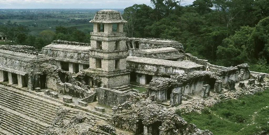 Visita a la Zona Arqueológica de Palenque Chiapas.