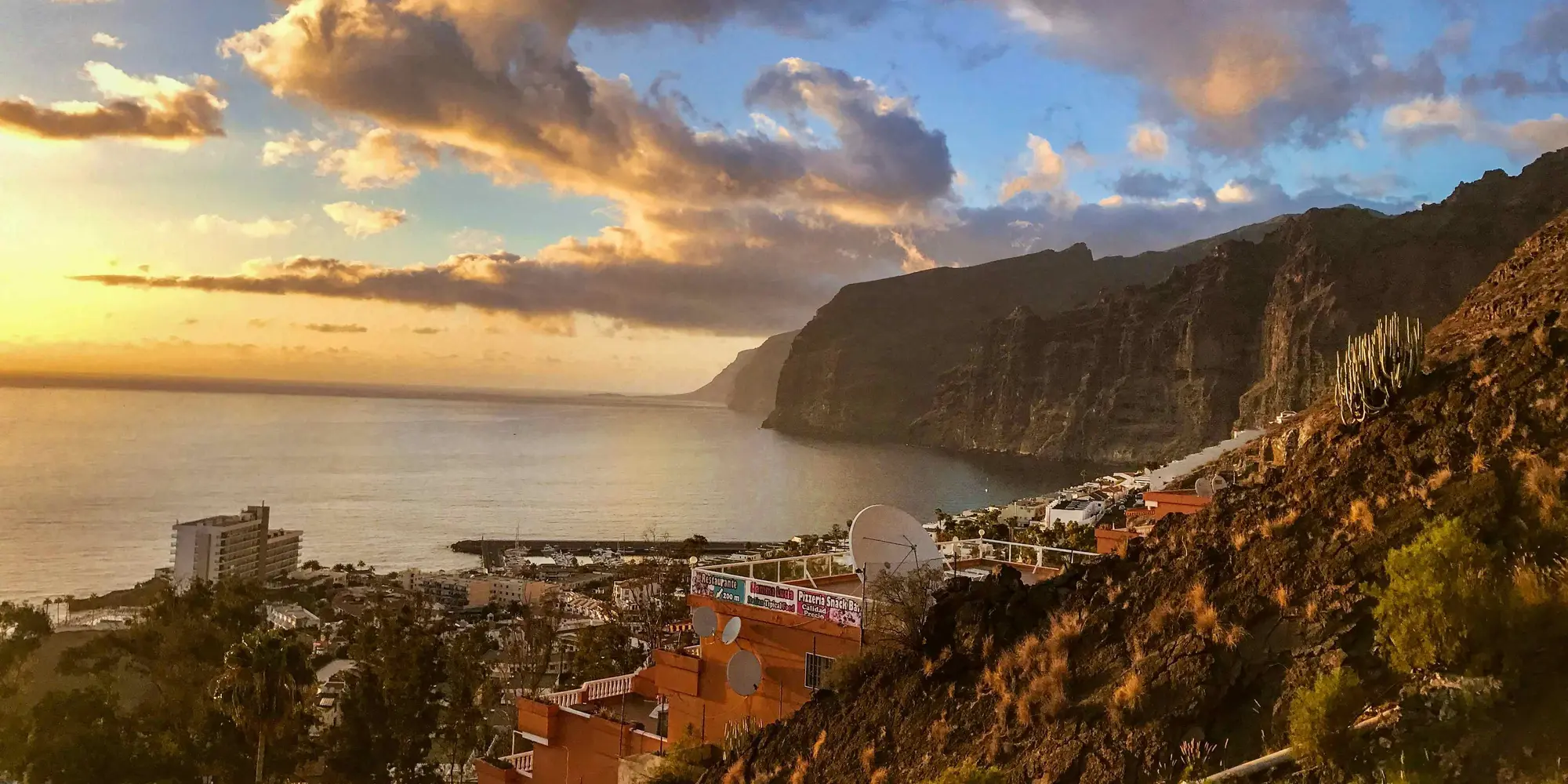 DÍA 1: LLEGADA A TENERIFE – EMBARQUE Y BIENVENIDA