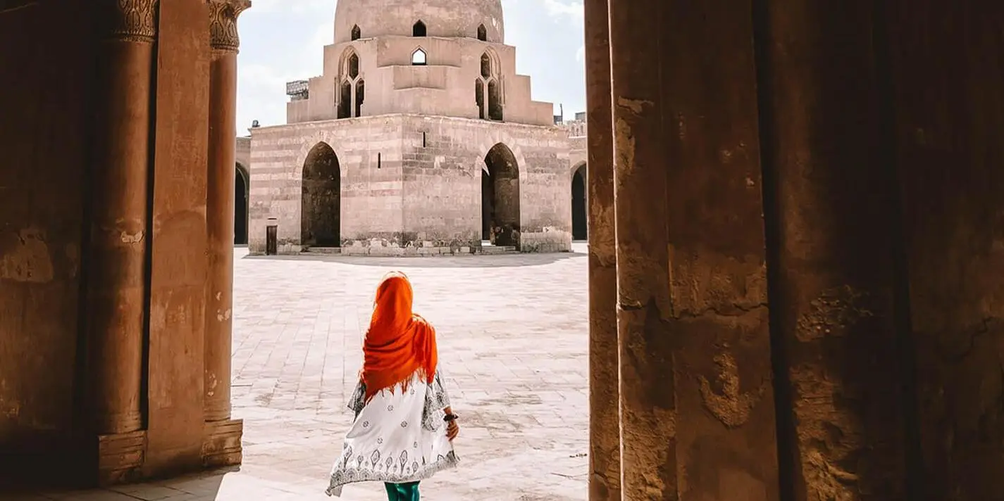 9.	Day Hurgada - Cairo (B)