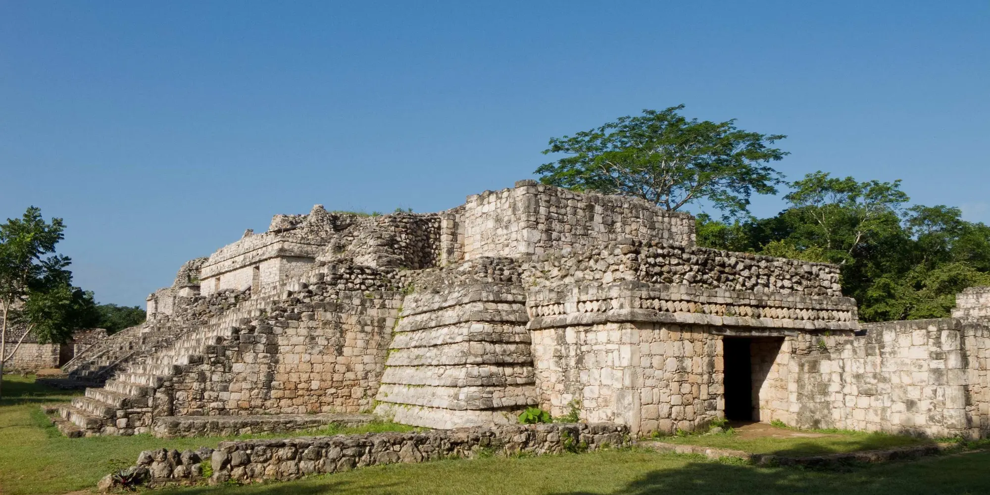 Visita a la Zona arqueológica Ék Balam localizada en el estado de Yucatán.