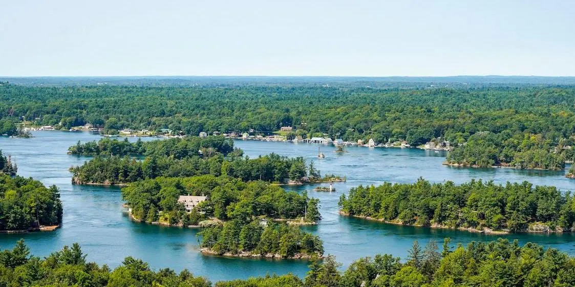 DAY 3 NIAGARA FALLS – THOUSAND ISLANDS – OTTAWA