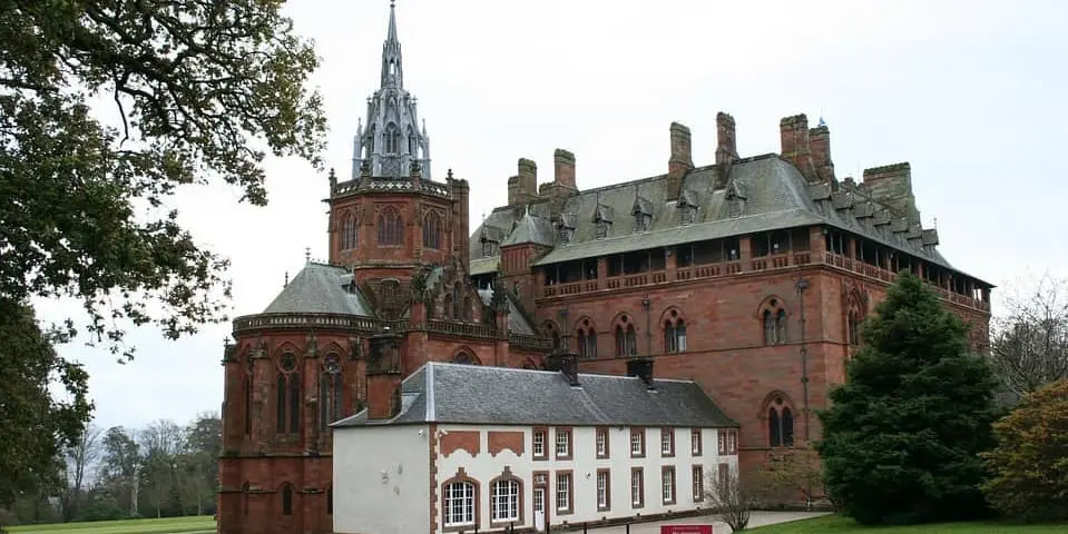 7. L’incanto dell’Isola di Bute e Mount Stuart