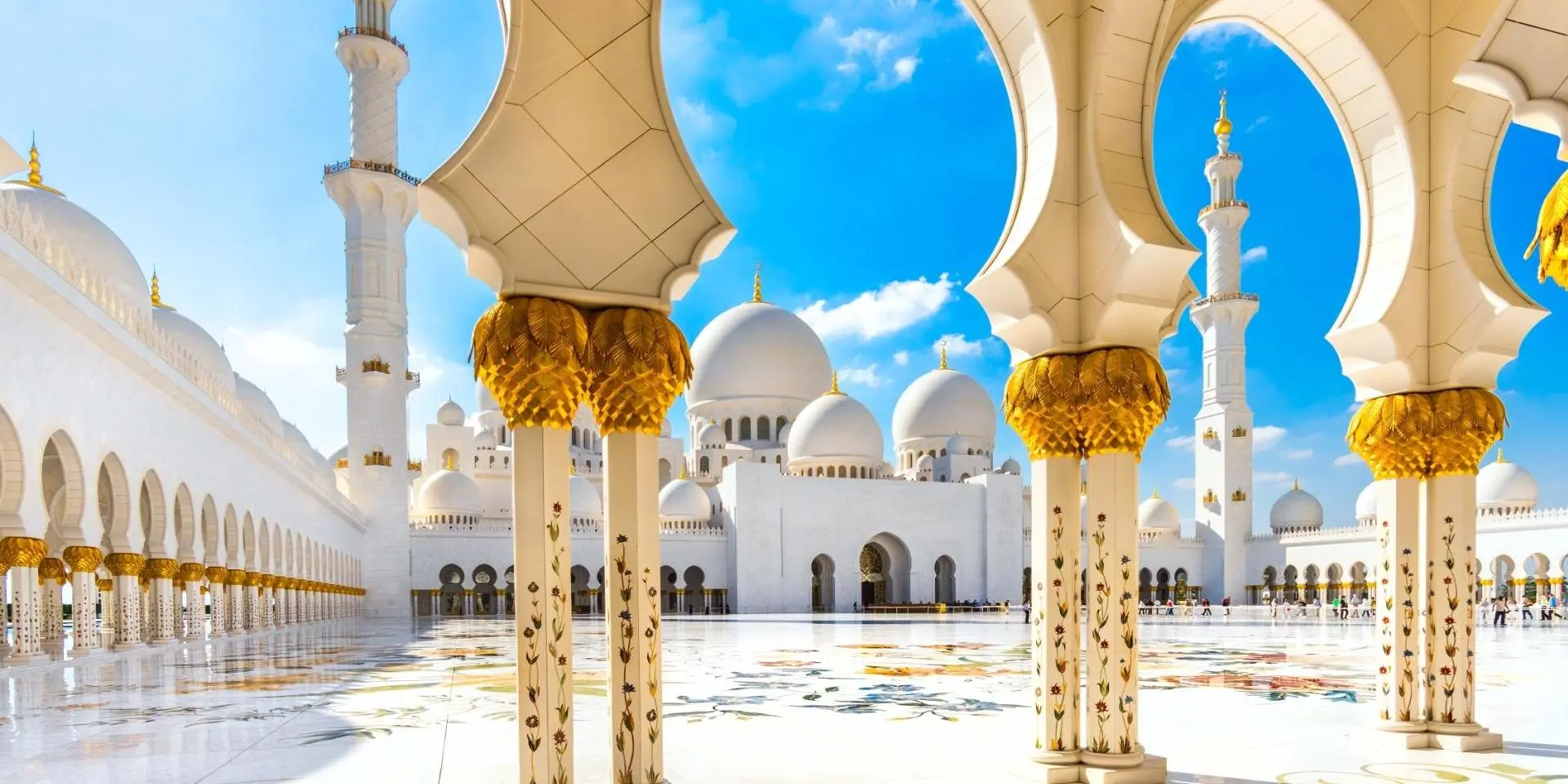 DAY 3: TUESDAY : DUBAI – ABU DHABI (140 km)