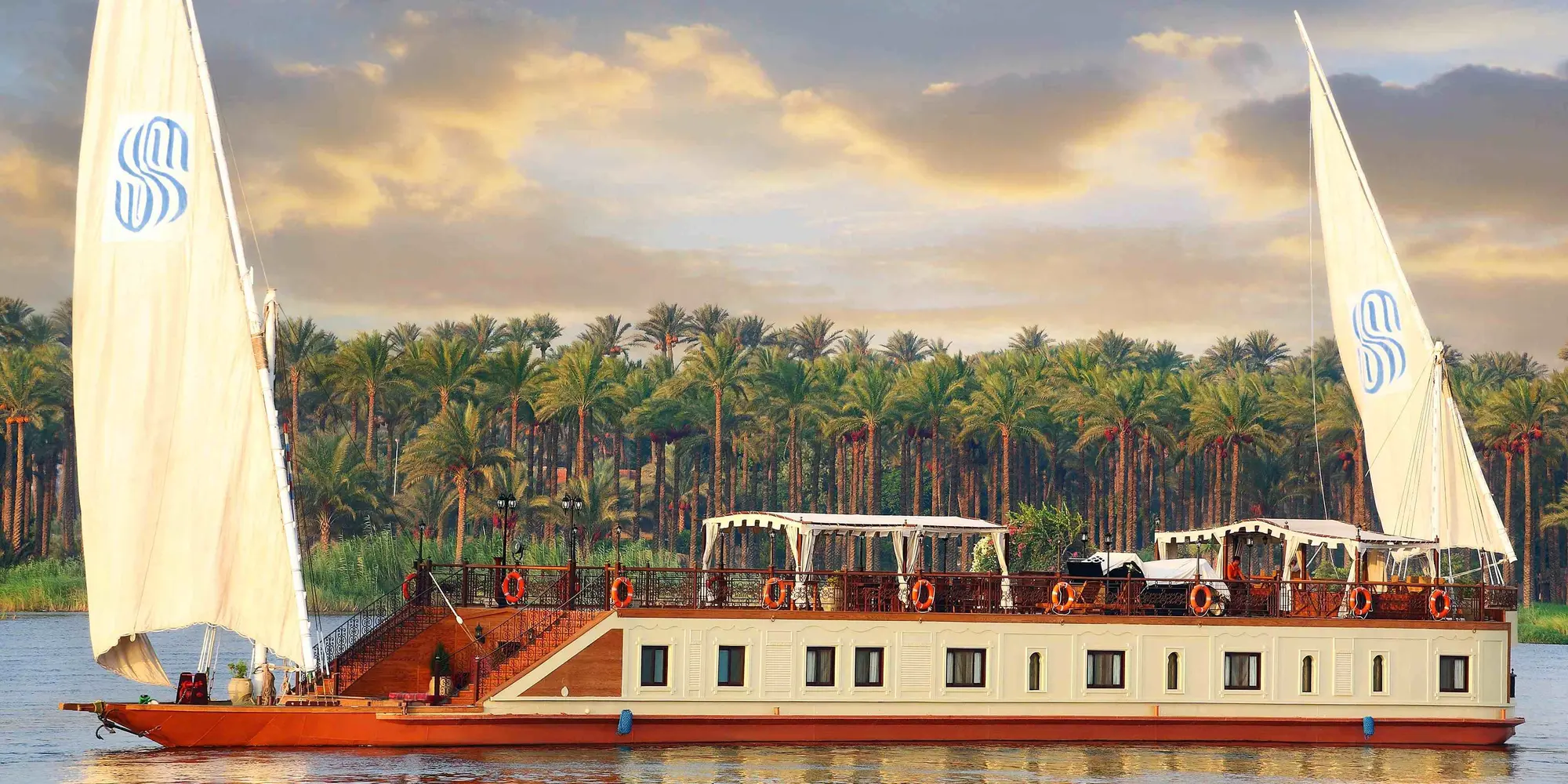 DAY 3 LUXOR - CRUISE (D, A, C)