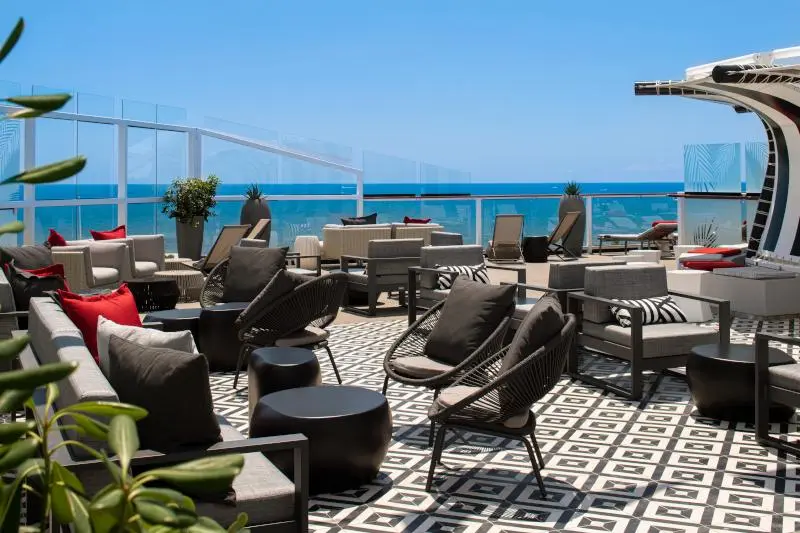 Celebrity Reflection