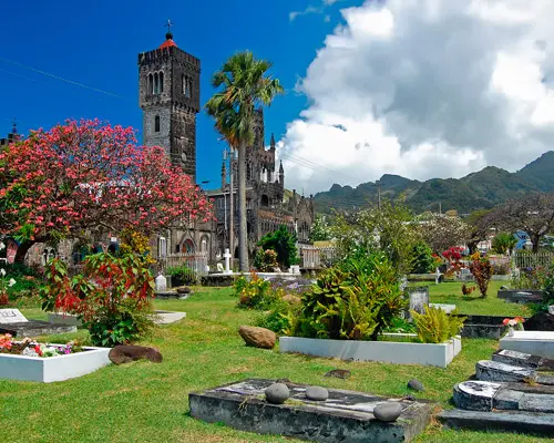 Saint Vincent and the Grenadines, Saint Vincent and the Grenadines