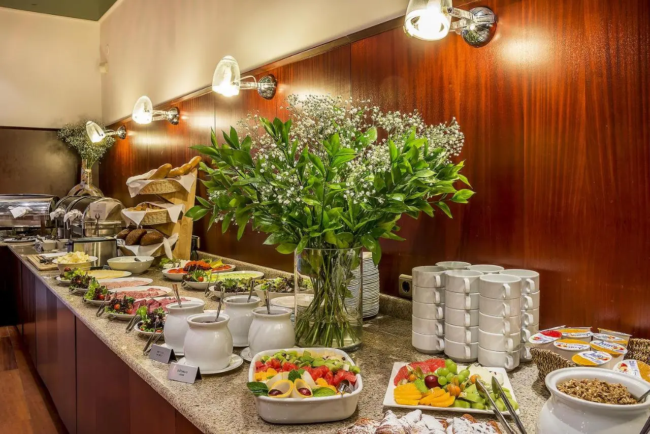 Grata by Centrum Hotels, 