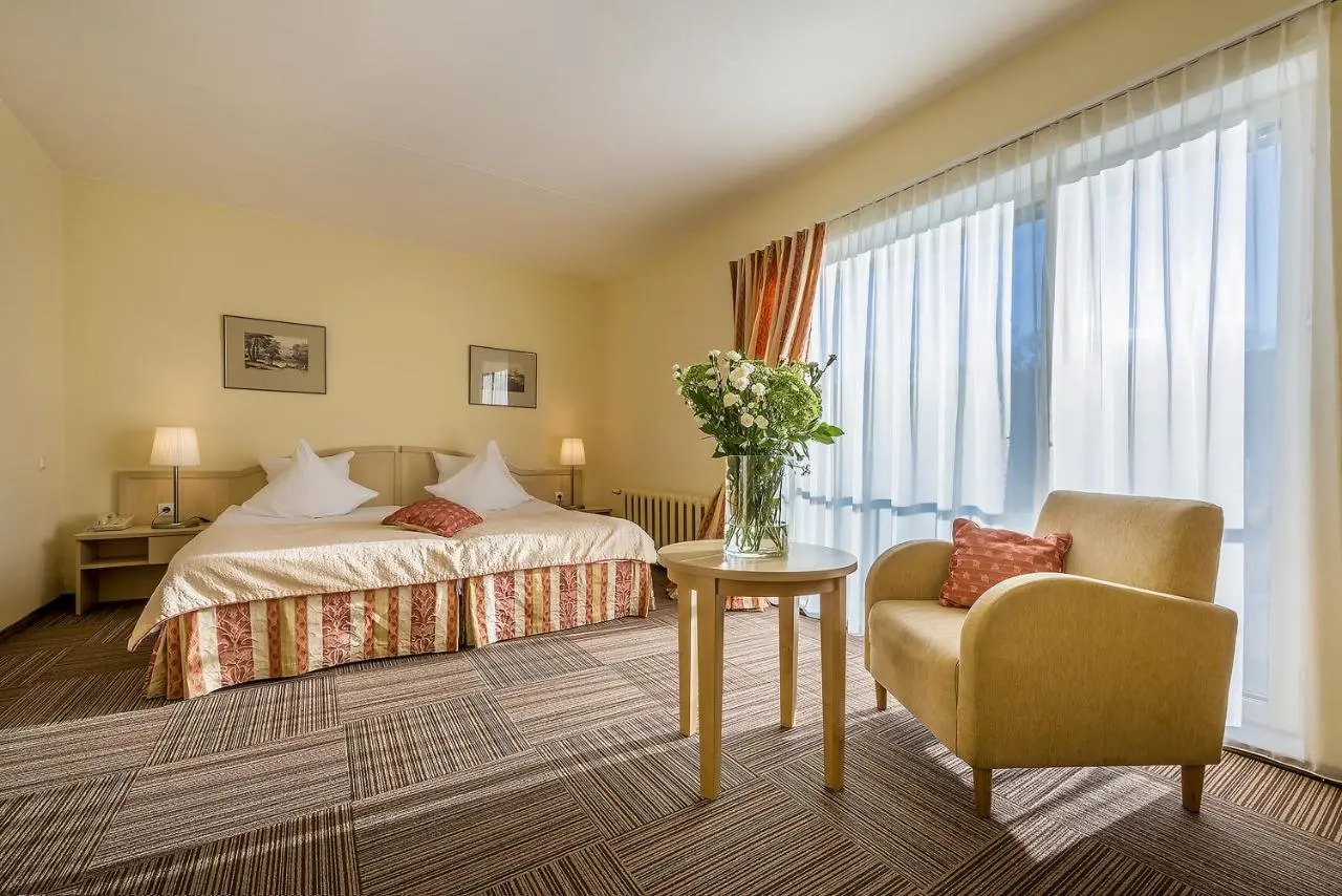 Grata by Centrum Hotels, 