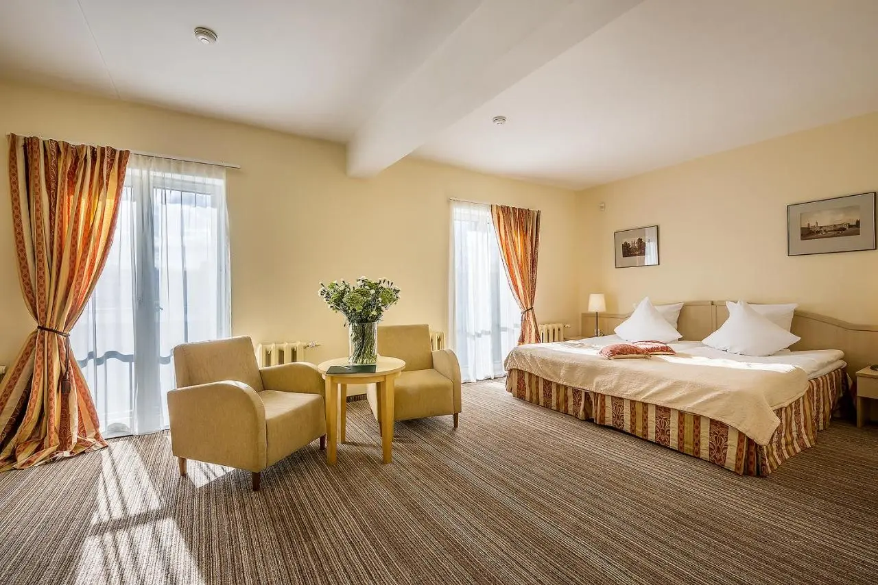 Grata by Centrum Hotels, 