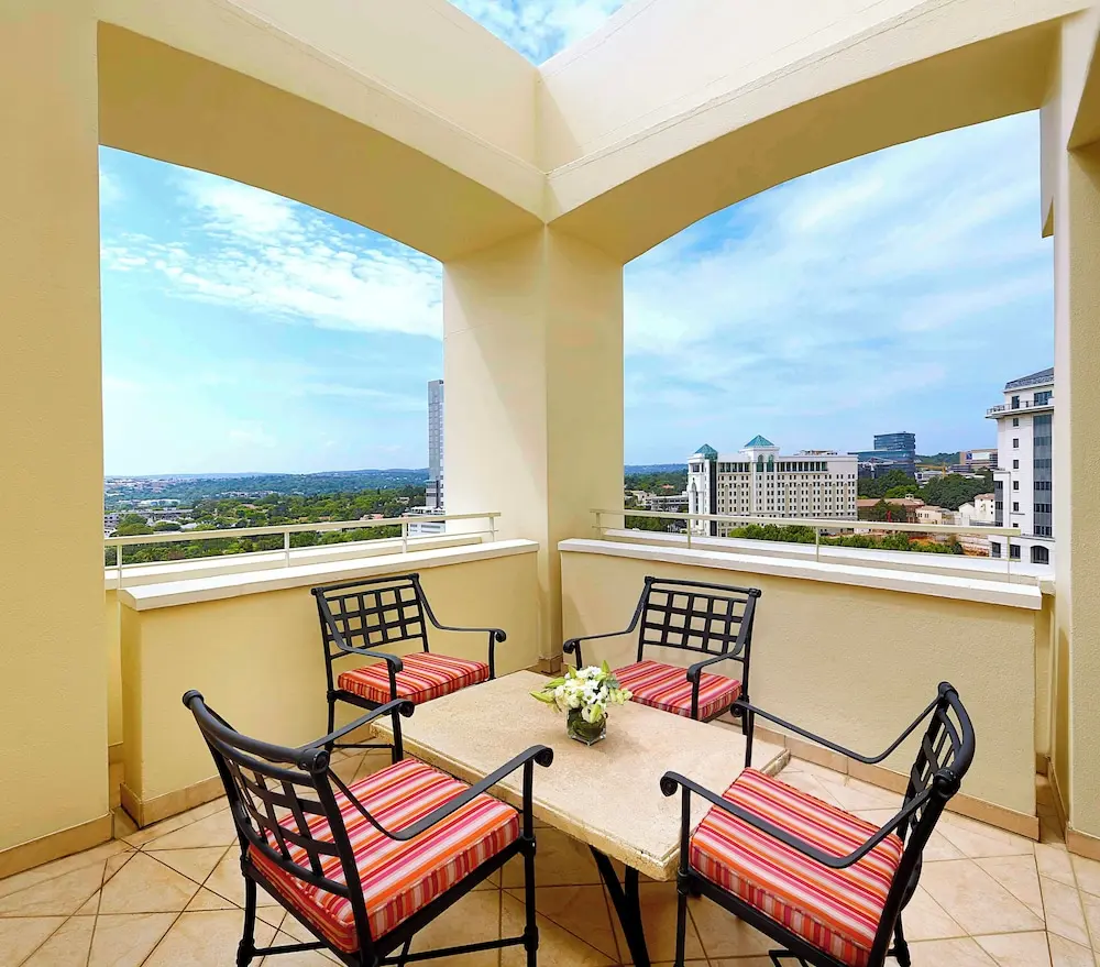 NH Johannesburg Sandton Hotel - Travelstone