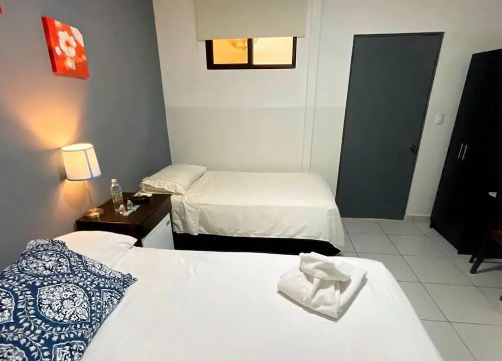 Hotel Tazumal House, Room