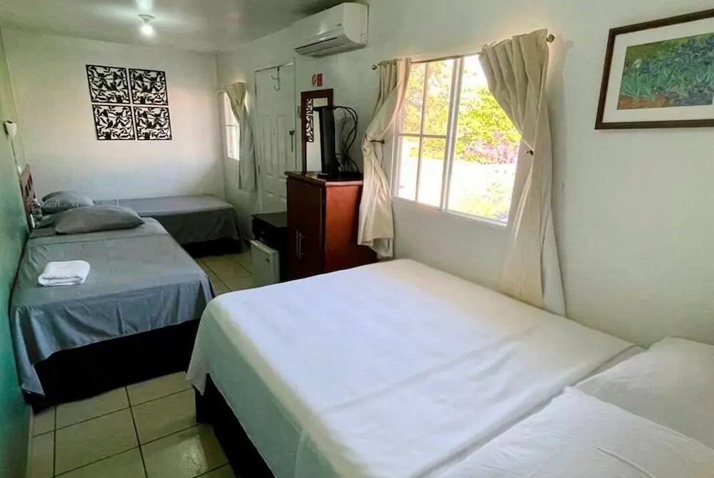 Hotel Tazumal House, Room