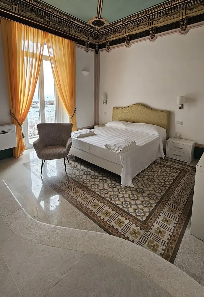 Galene - Beachfront in Costa d'Amalfi, Room
