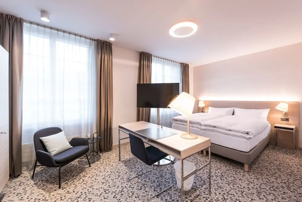 Hotel Savoy Bern, Room