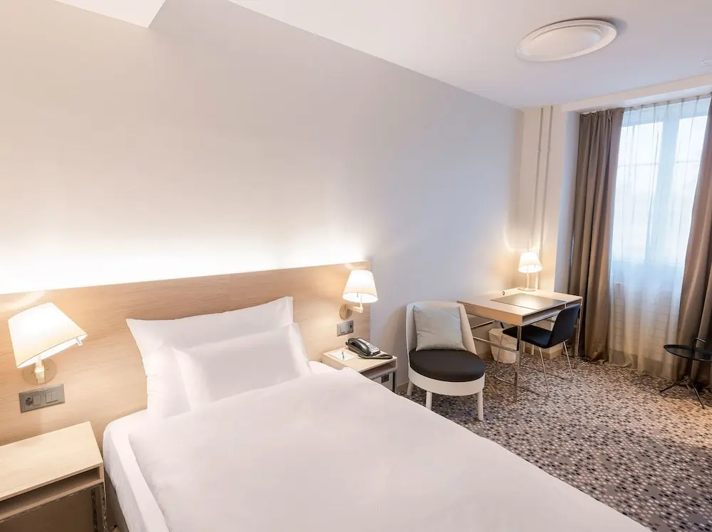 Hotel Savoy Bern, Room