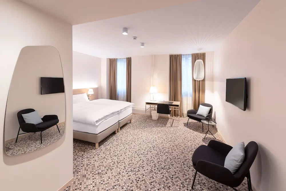 Hotel Savoy Bern, Room