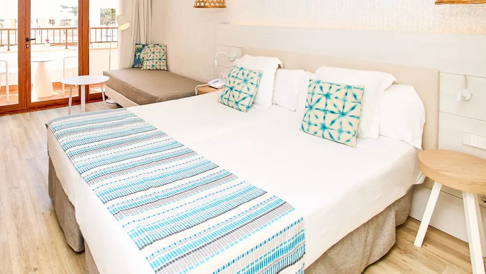 Leonardo Royal Ibiza Santa Eulalia, Room
