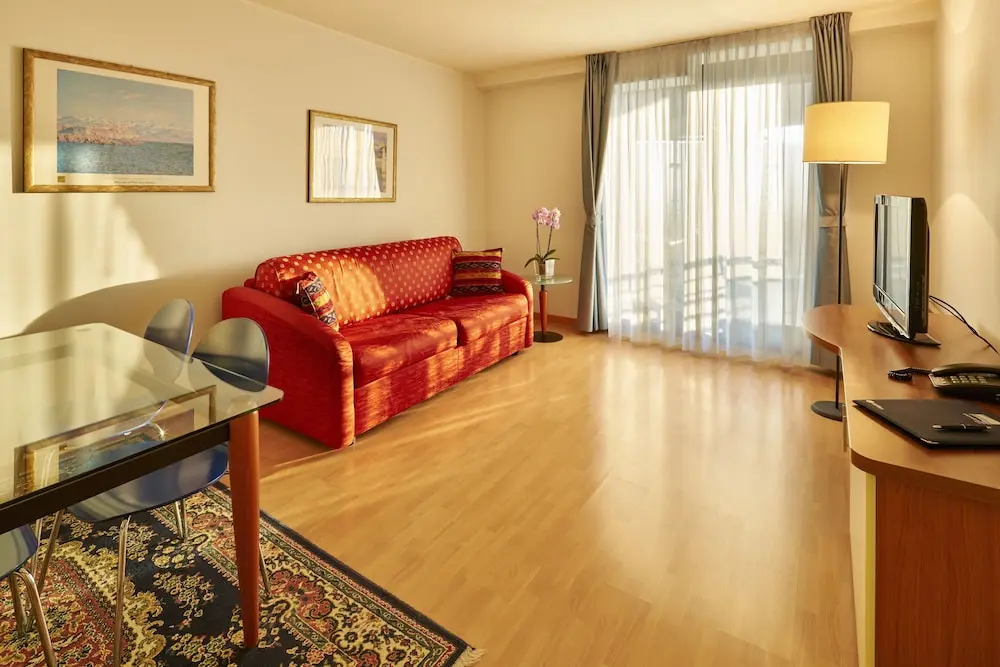 Hotel Fonzari, Room