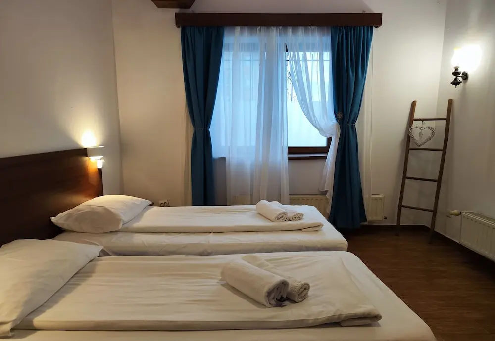 Pension Buon Gusto Sibiu - motorcycle friendly, Room