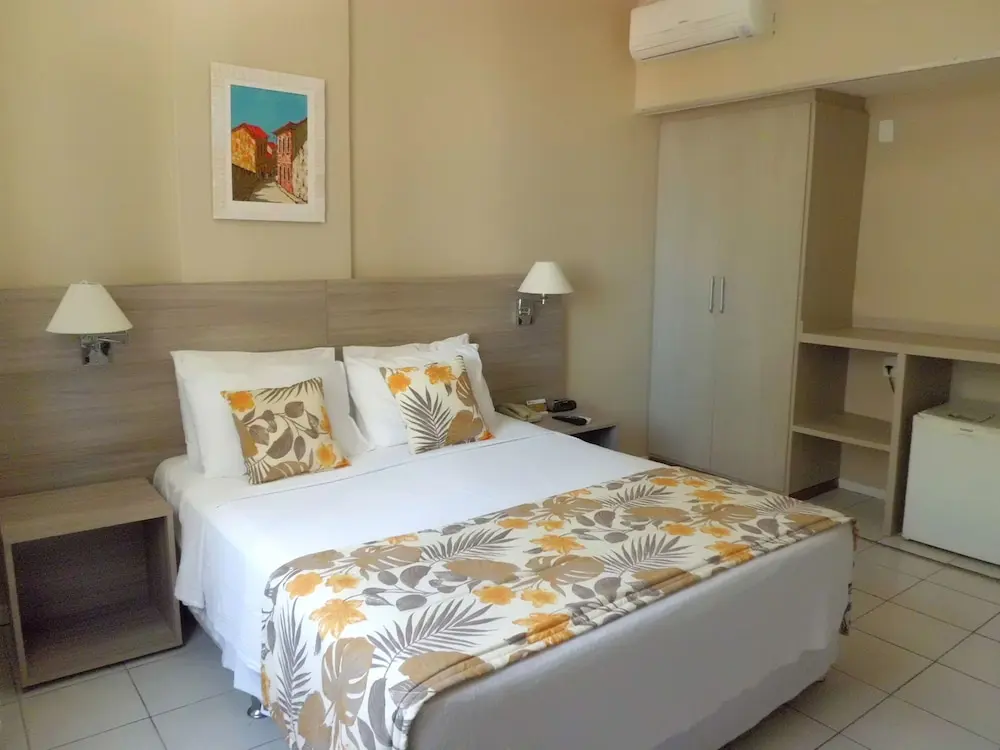 Rede Andrade Barra, Room