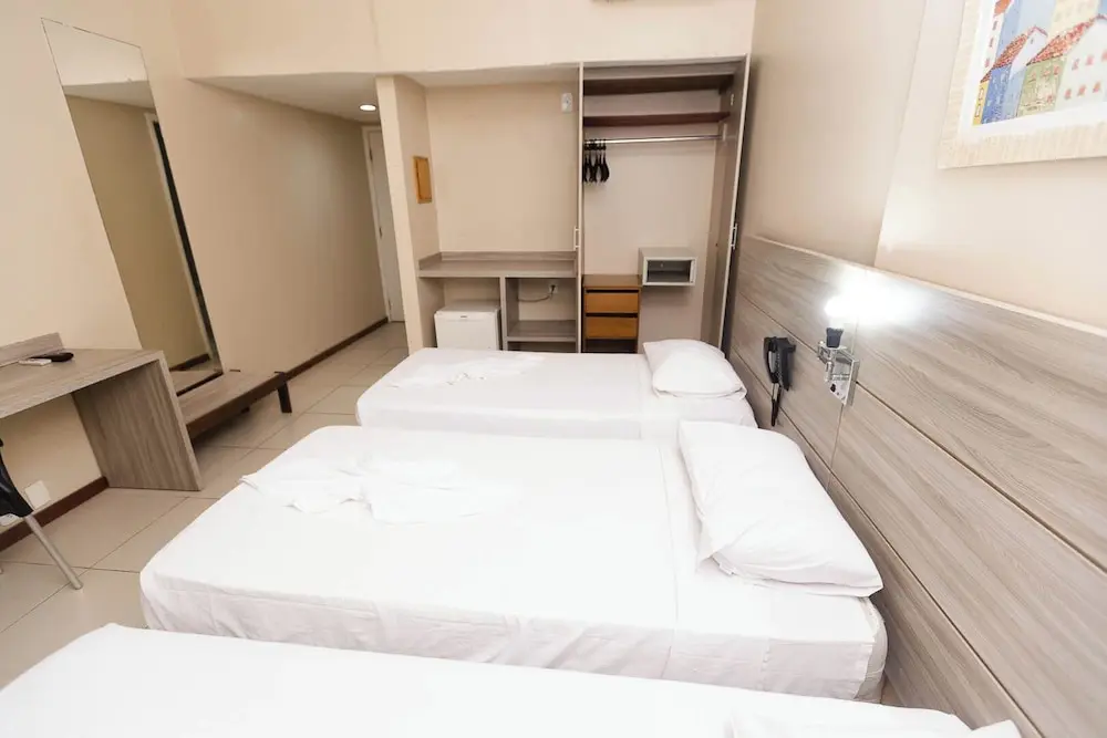 Rede Andrade Barra, Room
