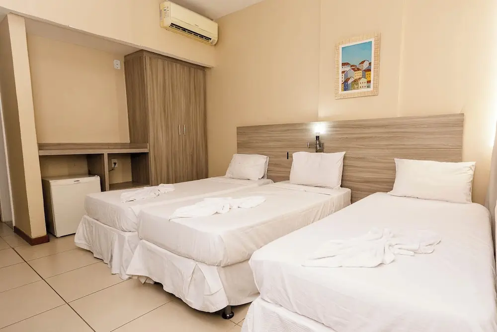 Rede Andrade Barra, Room