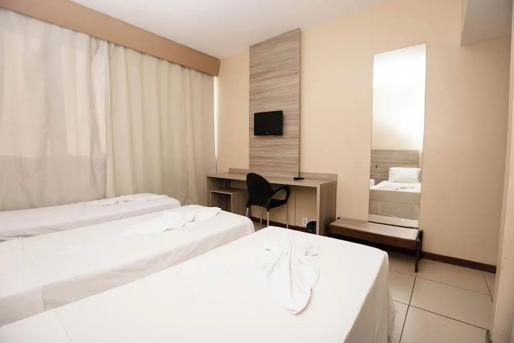 Rede Andrade Barra, Room