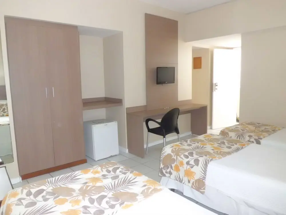 Rede Andrade Barra, Room