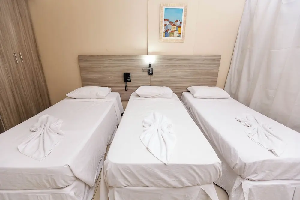 Rede Andrade Barra, Room