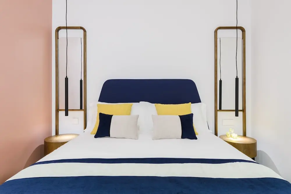 SmartRental Collection Gran Via Centric, Room