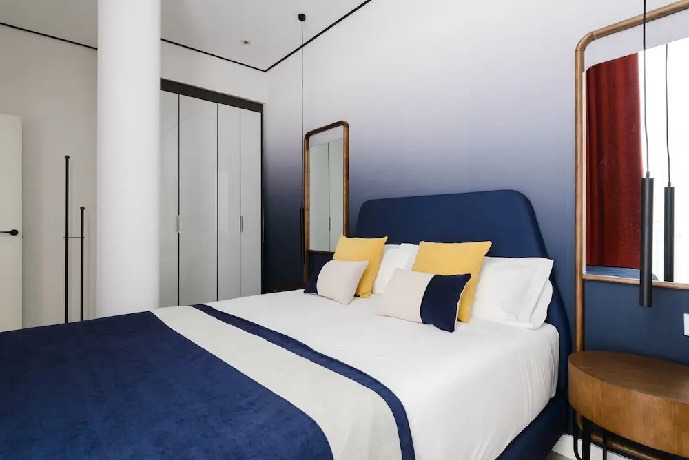 SmartRental Collection Gran Via Centric, Room