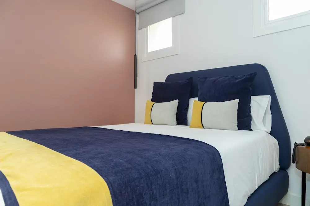 SmartRental Collection Gran Via Centric, Room