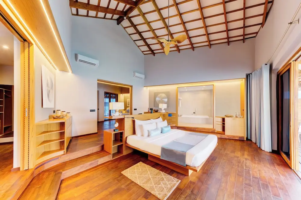 Cinnamon Velifushi Maldives, Room
