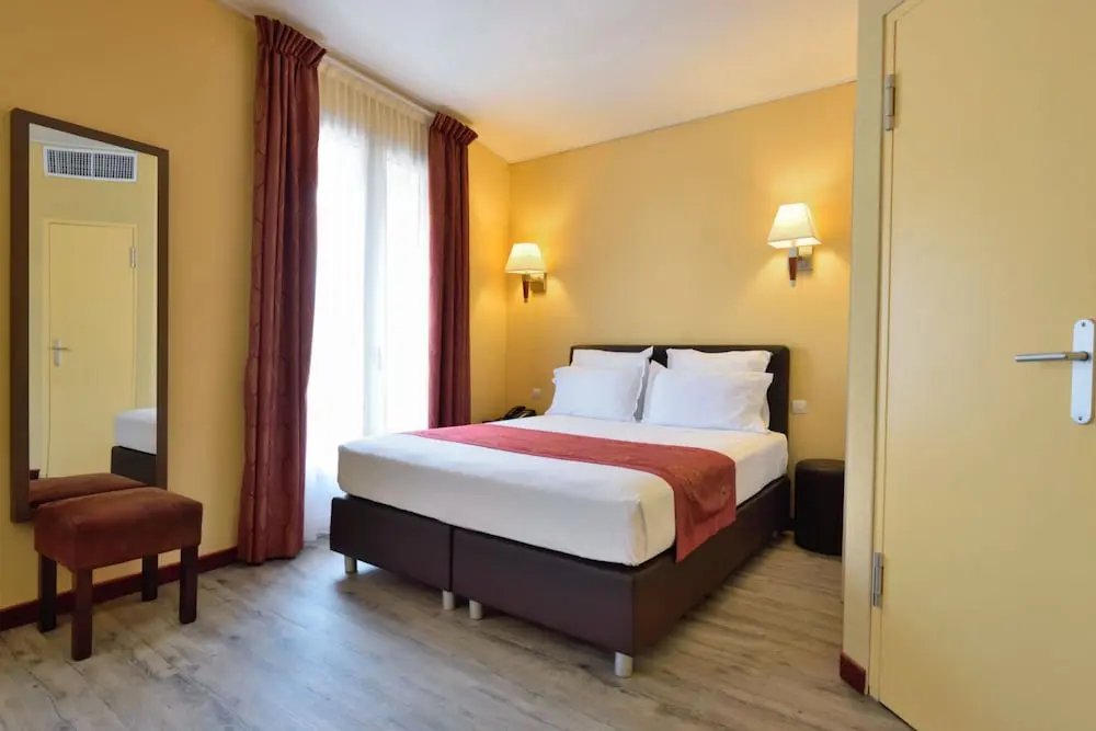 Hotel Capitole, Room