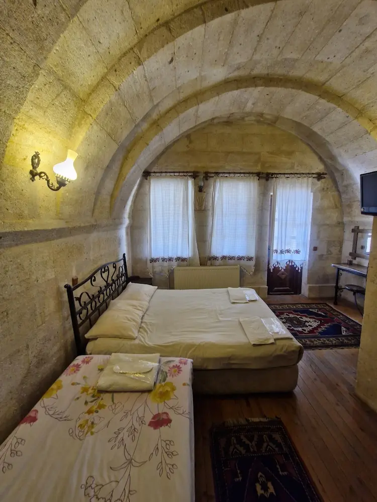Nature Park Cave Hotel, 