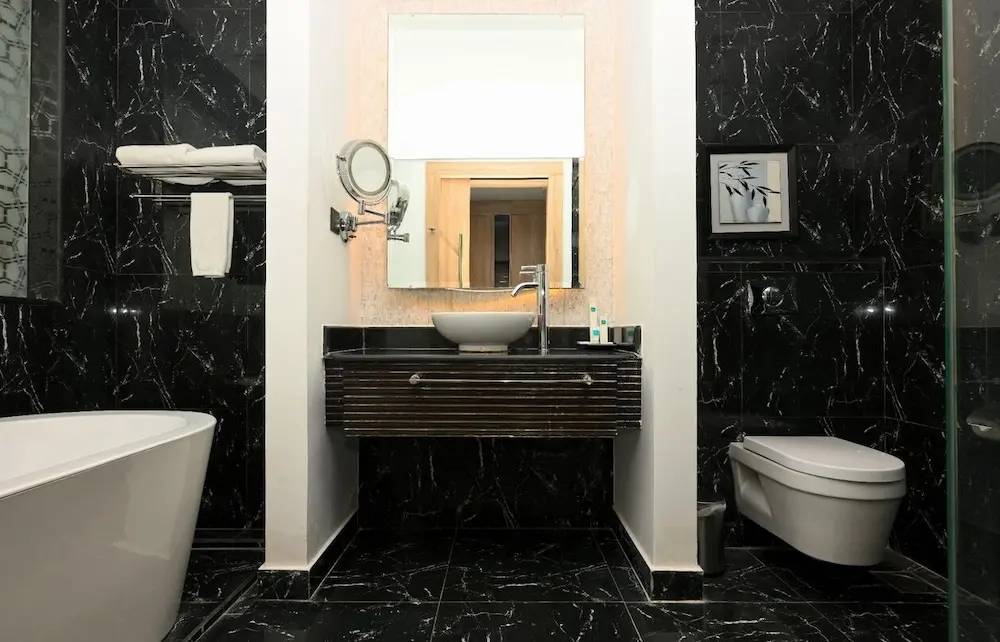 Nordic Palace & Spa, Bathroom